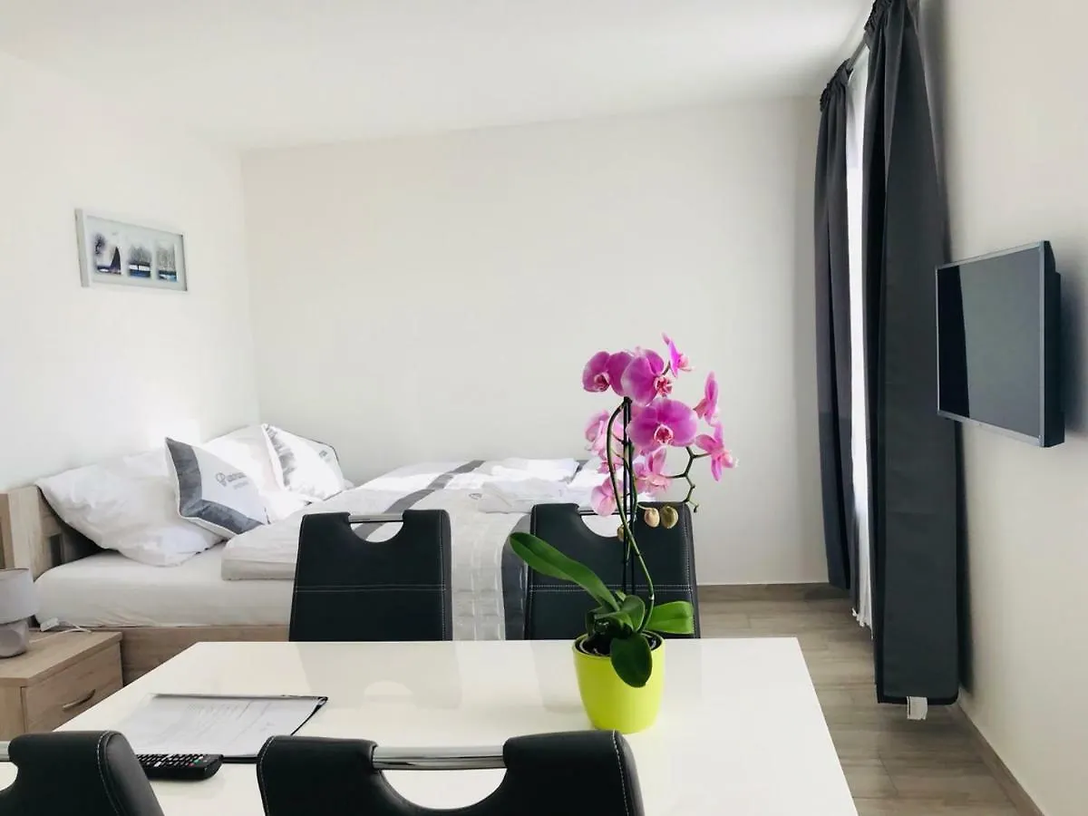 Panorama Apartments Karlovy Vary 0*,